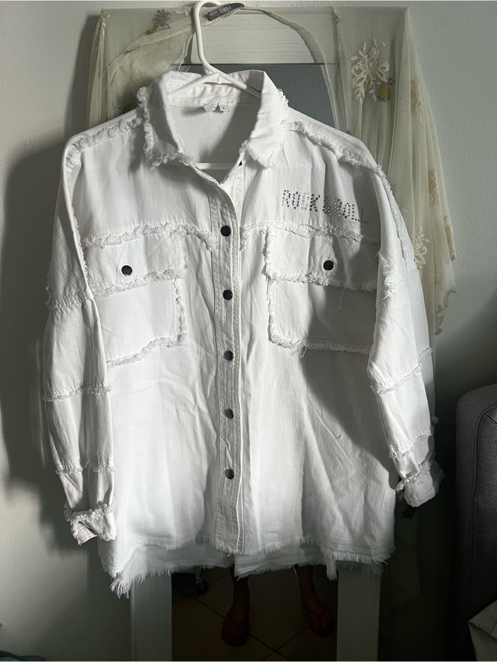 Elan White Frayed-Trim Oversized Jean Jacket